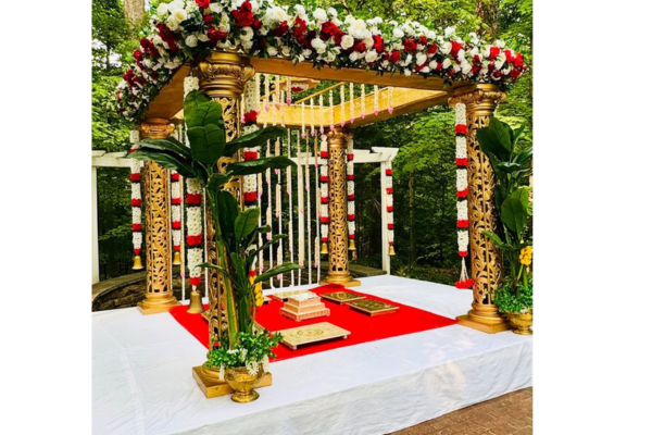 Serene soul vidhi setup with calm floral design_Akshara Event 